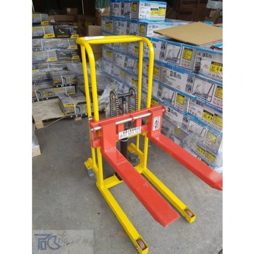 TIG啟思工業 200KG/2000KG油壓堆高機